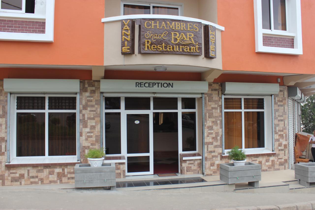 Vannie Hotel Fianarantsoa Exteriör bild